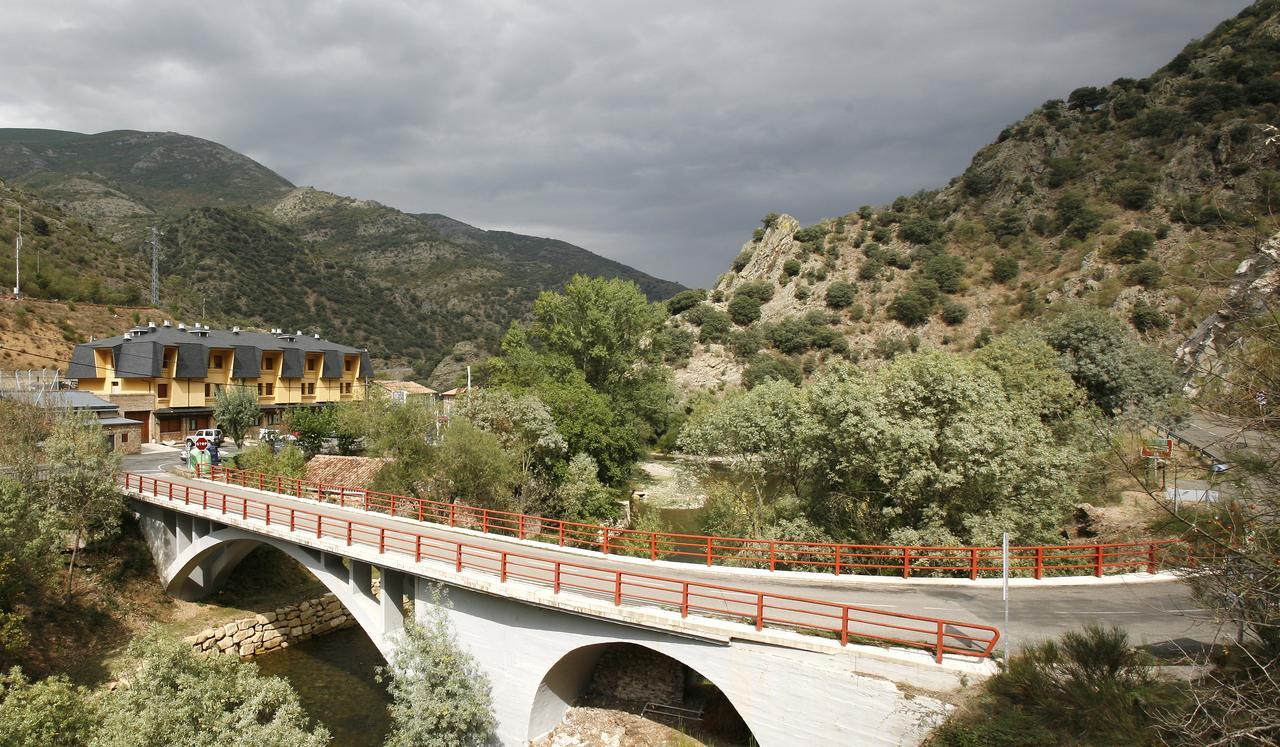 Hotel La Venta De Goyo Viniegra de Abajo Bagian luar foto