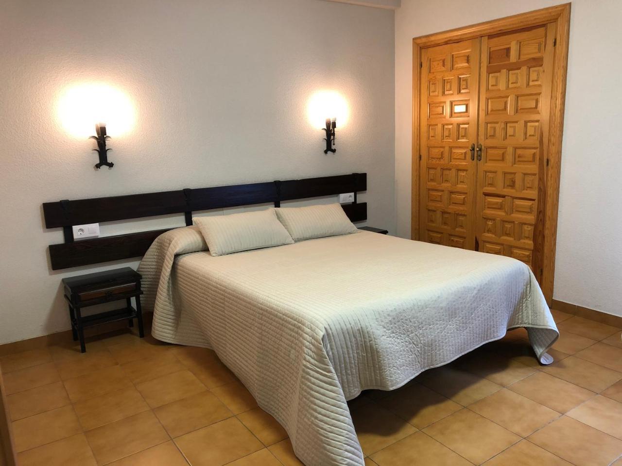 Hotel La Venta De Goyo Viniegra de Abajo Bagian luar foto